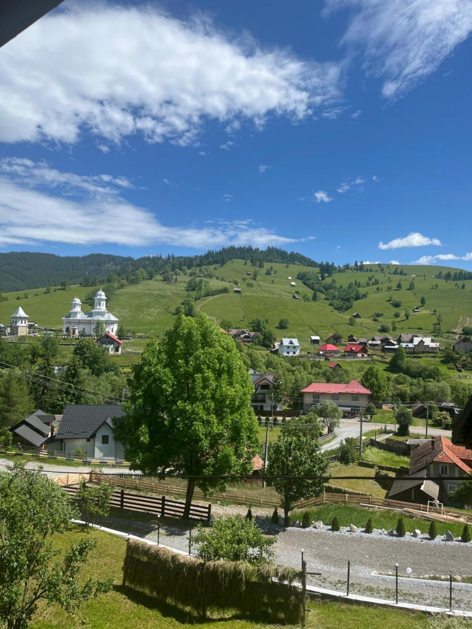 Casa De Pe Deal Садова Екстериор снимка
